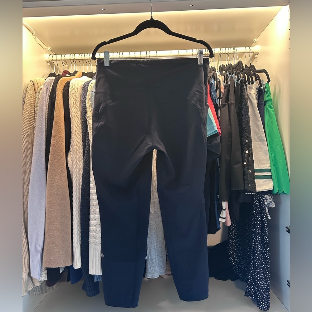 Navy Swift Speed Tight with pockets Size 10